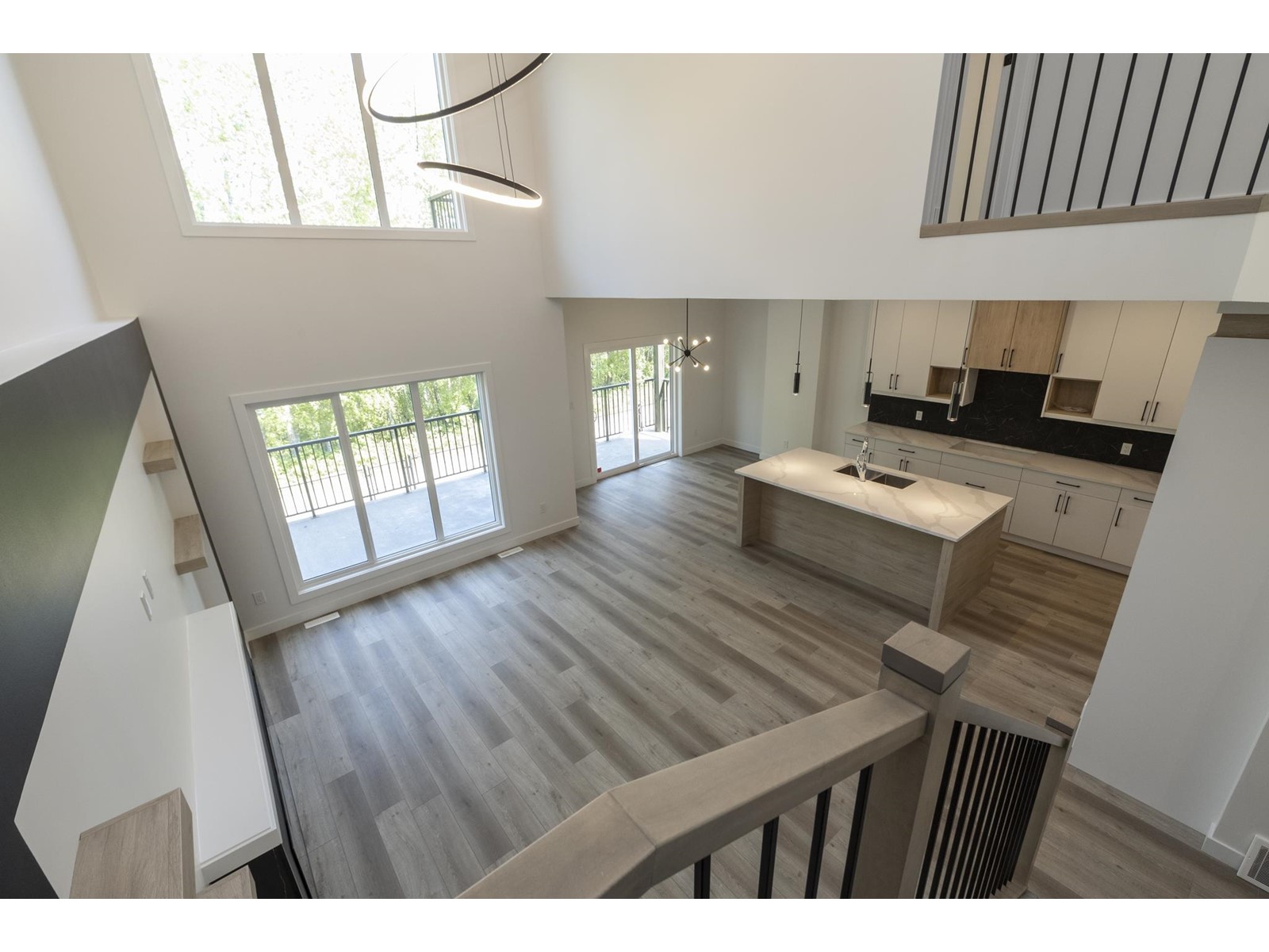 Home 2 - Image 8