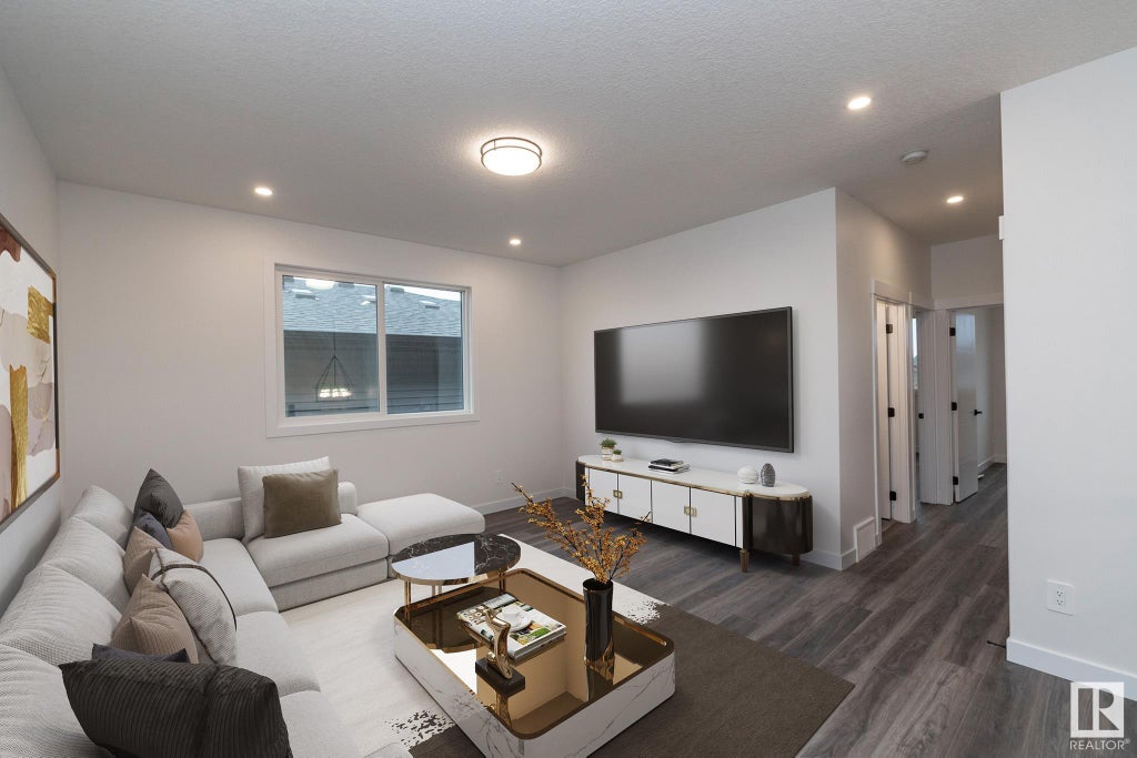 Home 3 - Image 27